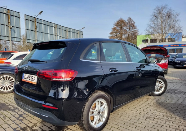 Mercedes-Benz Klasa B cena 79000 przebieg: 130000, rok produkcji 2019 z Nowa Ruda małe 137